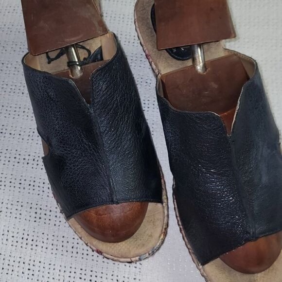 B.O.C. Born Concepts Black 3" inch Cork Floral Wedge Heel Sz. 10 Sandals - Picture 2 of 14